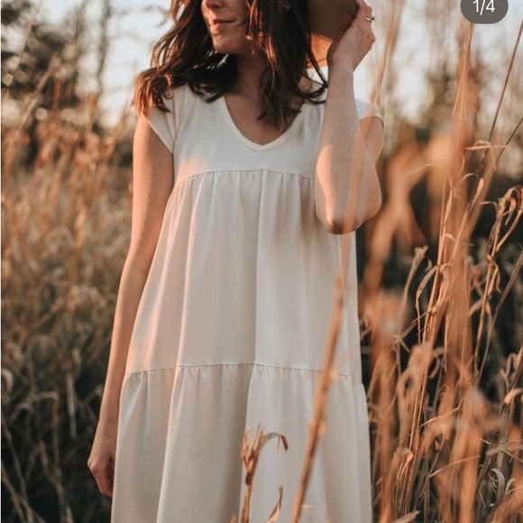 SOLD-Jax and Lennon dress-new with tags - Picture 4 of 6